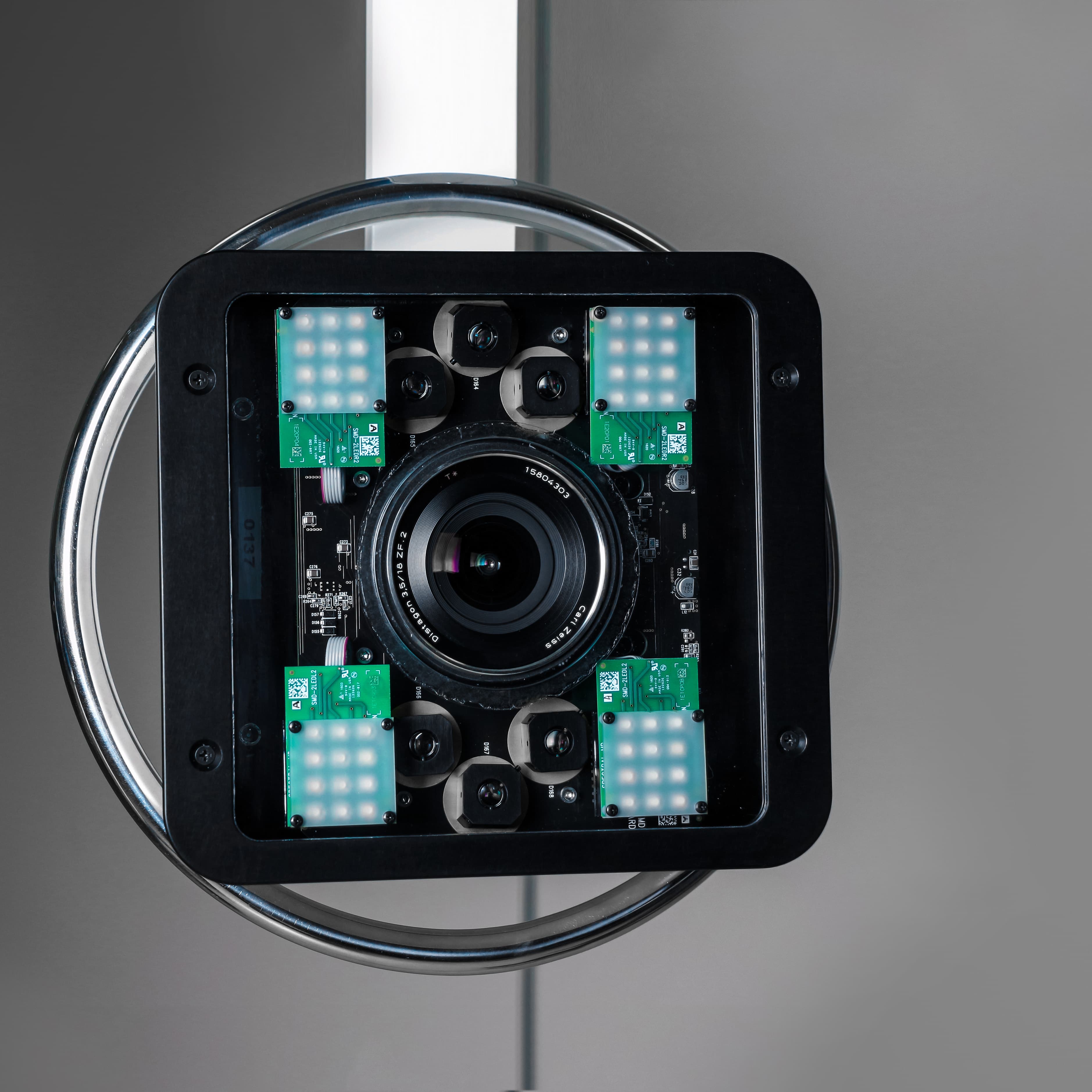 Close detail of the DeepView imaging head and optical capture hardware.
